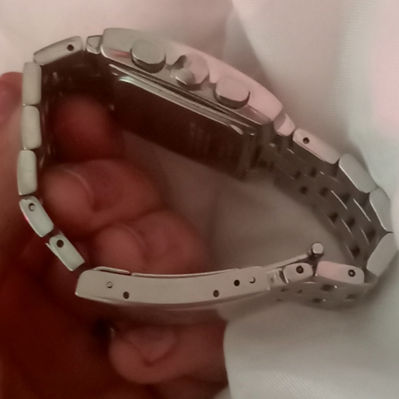 Tissot watch - Picture 2 of 4